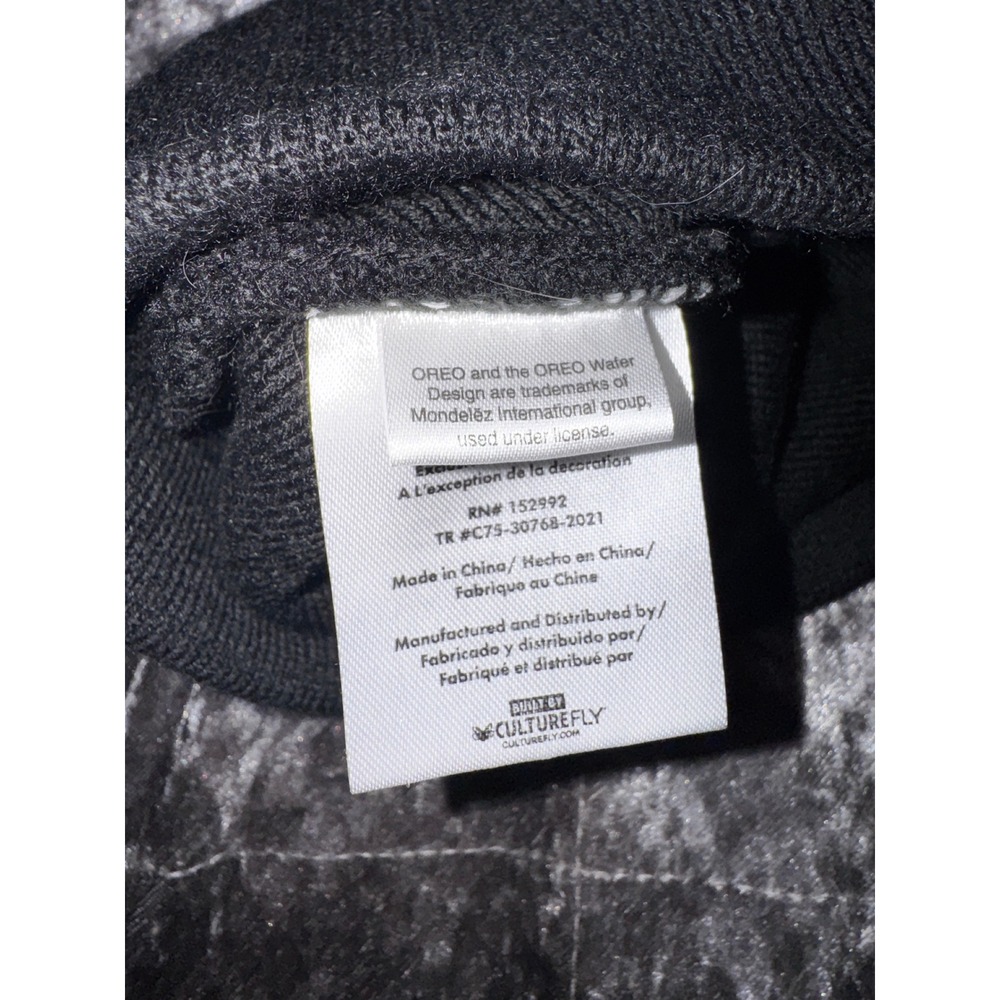 Oreo CultureFly Black White Striped Pom Pom Knit Beanie Hat One Size Cookies Y2K - Picture 3 of 5
